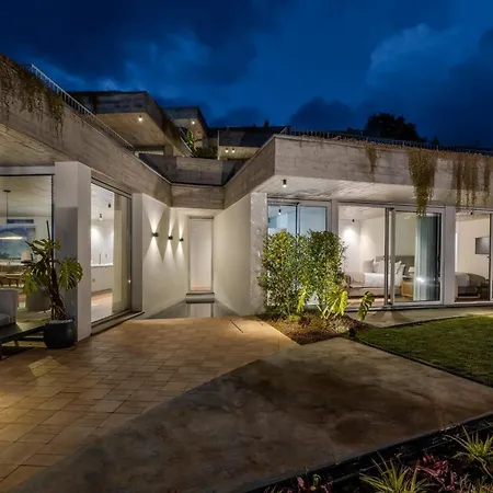 Casa Mareva Above The Atlantic * Кальета